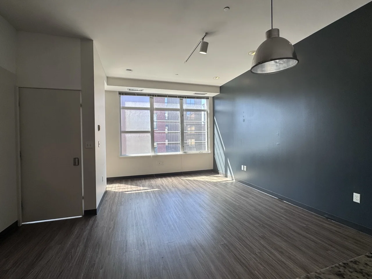 3 bed, 2 bath apartment for rent at 140 East Berkeley St Unit 501, South End — photo 8 of 16