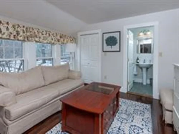 3 bed, 2 bath apartment for rent at 140 Elm St Unit 2, Andover — photo 18 of 24
