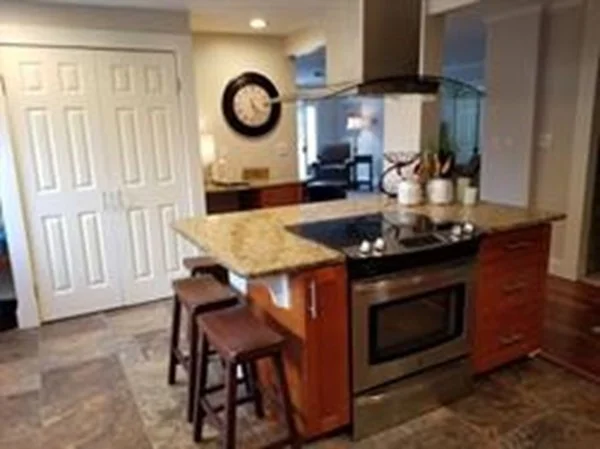 3 bed, 2 bath apartment for rent at 140 Elm St Unit 2, Andover — photo 6 of 24