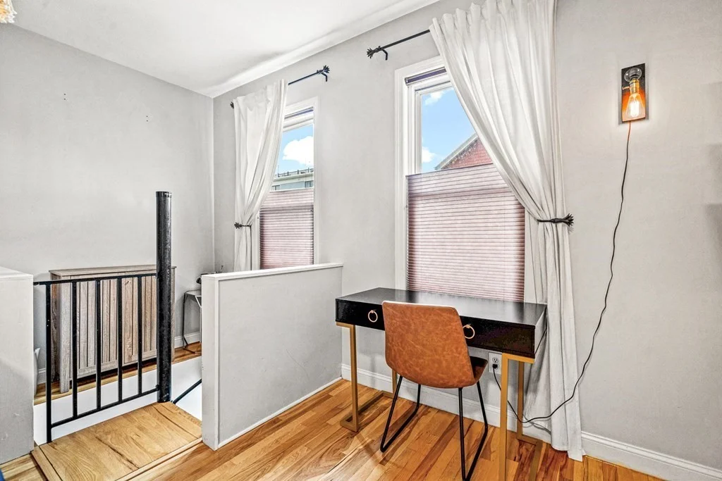 2 bed, 1 bath apartment for rent at 140 K St Unit 1, Boston — photo 4 of 19
