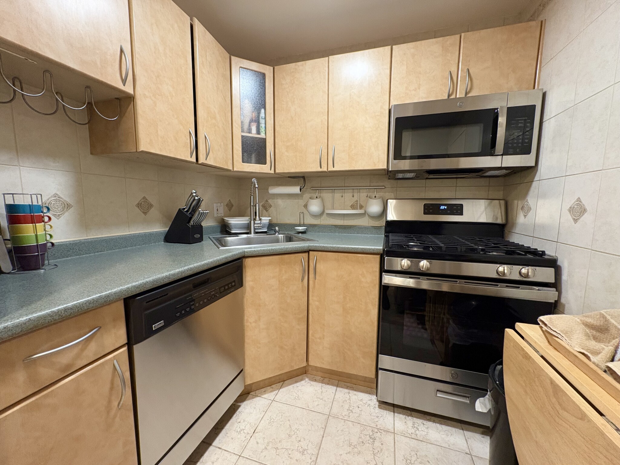 1 bed, 1 bath apartment for rent at 140 Kenrick St Unit 21, Brighton — photo 2 of 29