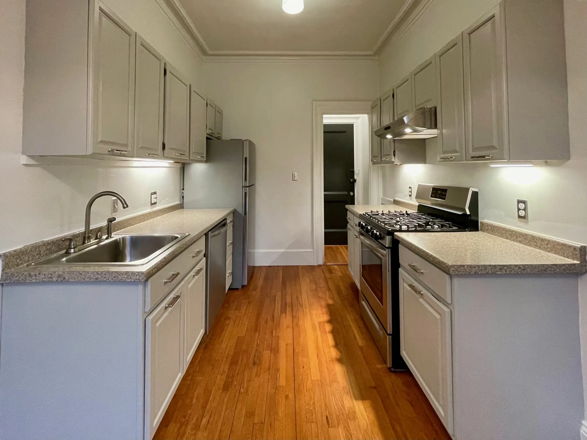 2 bed, 2 bath apartment for rent at 140 Marlborough St Unit 3, Back Bay — photo 6 of 12