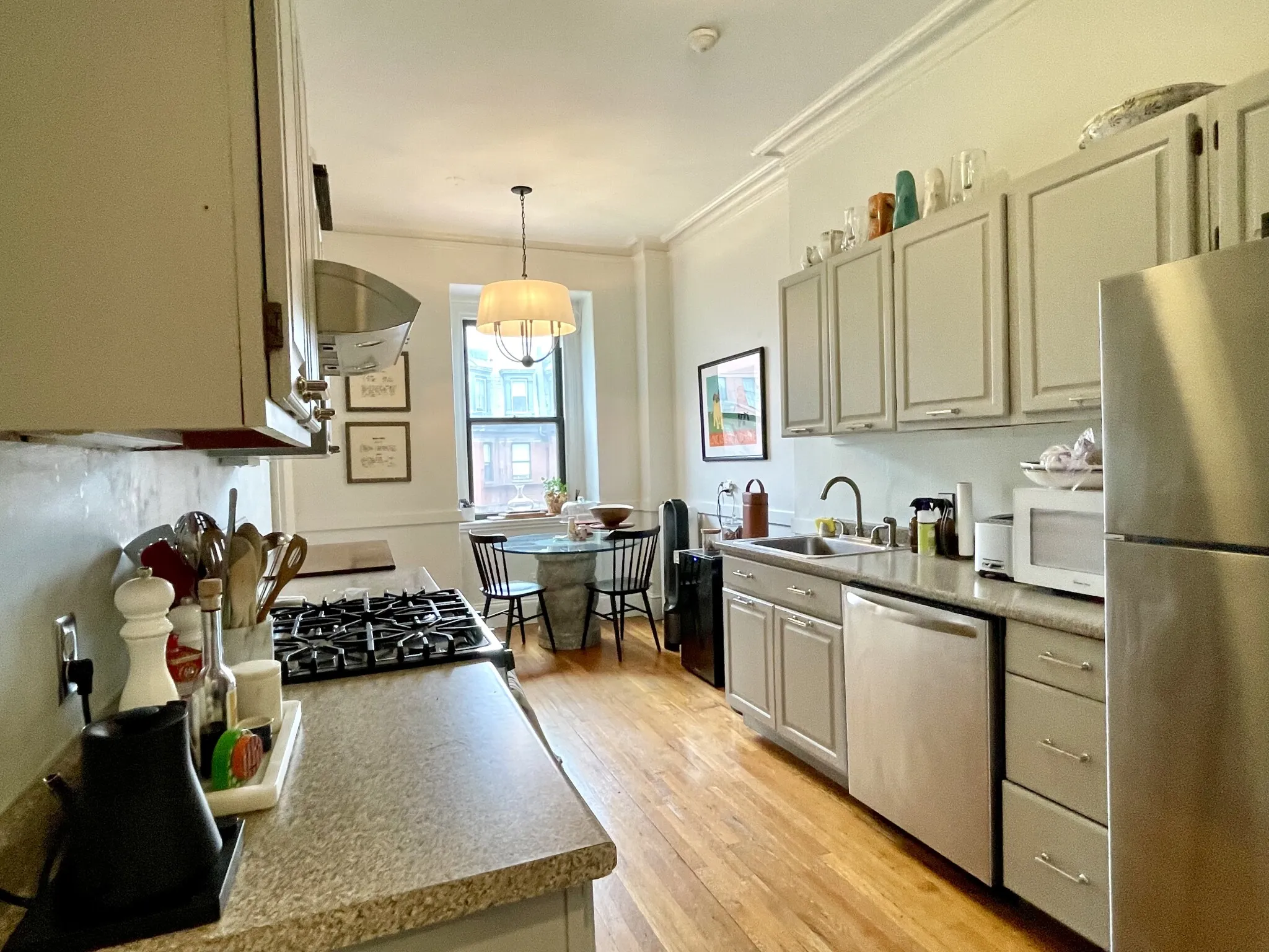 2 bed, 2 bath apartment for rent at 140 Marlborough St Unit 3, Back Bay — photo 5 of 12