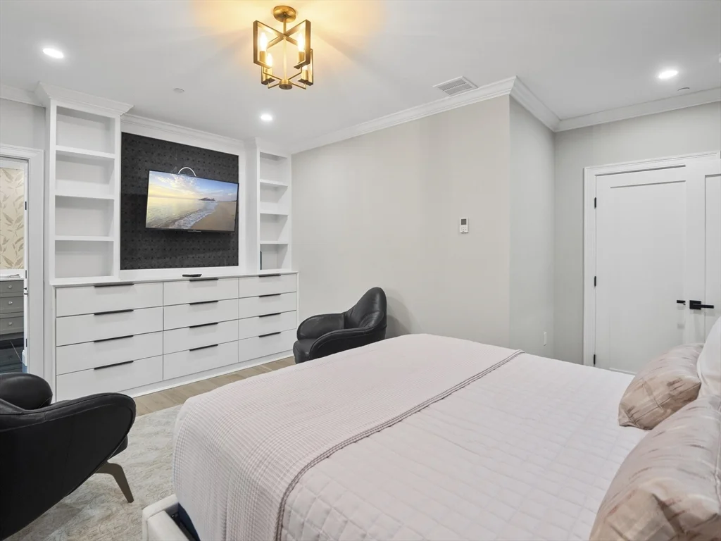 2 bed, 2 bath apartment for rent at 140 Middlesex Unit 3, Downtown — photo 14 of 30