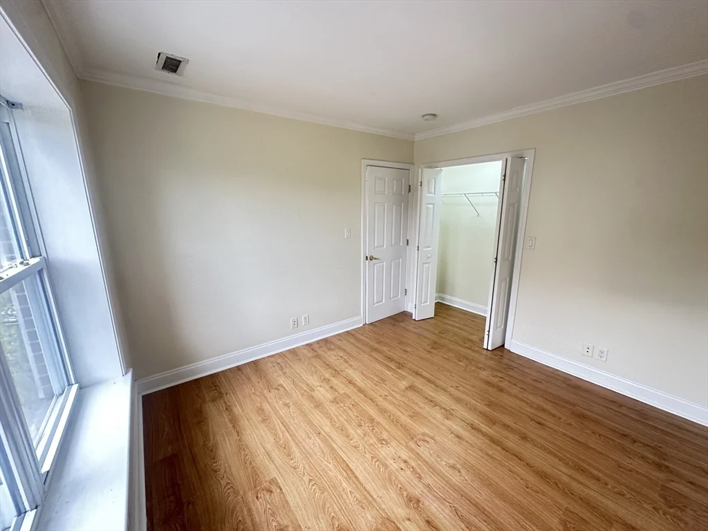 3 bed, 2 bath apartment for rent at 140 Newton St Unit 5, Brighton — photo 13 of 15