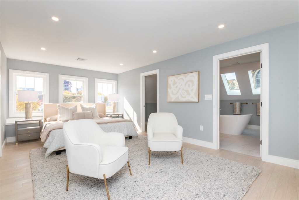4 bed, 4+ bath apartment for rent at 140 Otis St Unit 1, East Cambridge — photo 19 of 39
