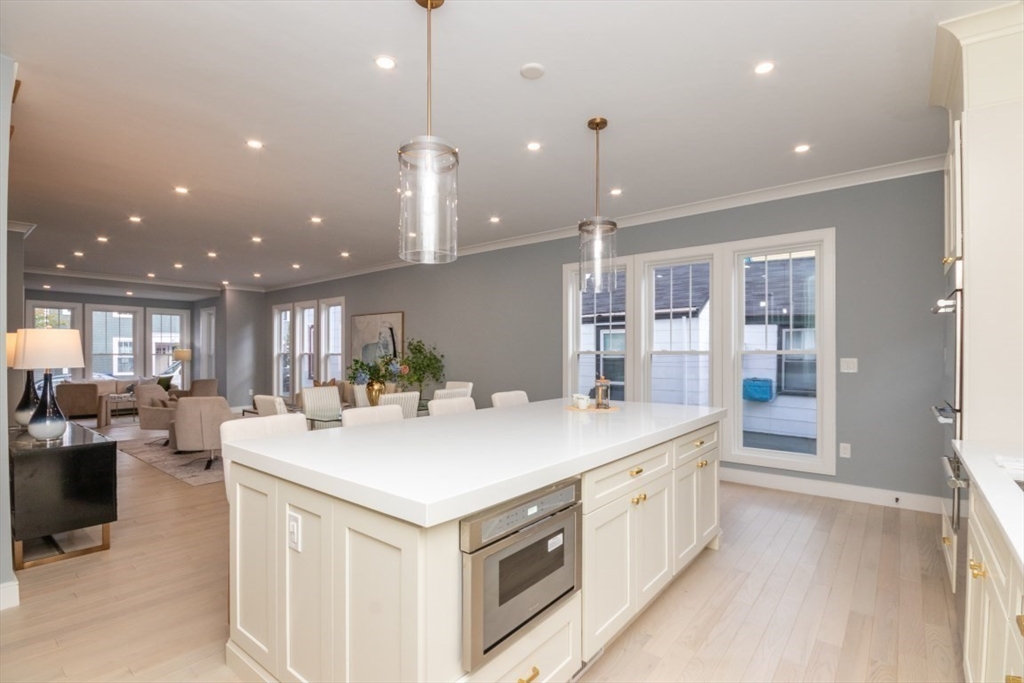 4 bed, 4+ bath apartment for rent at 140 Otis St Unit 1, East Cambridge — photo 8 of 39