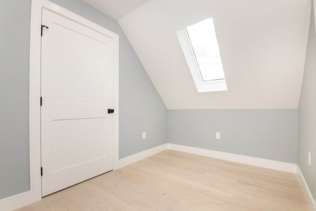 4 bed, 4+ bath apartment for rent at 140 Otis St Unit 1, East Cambridge — photo 25 of 39