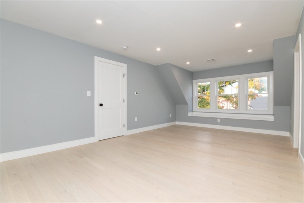 4 bed, 4+ bath apartment for rent at 140 Otis St Unit 2, East Cambridge — photo 23 of 42