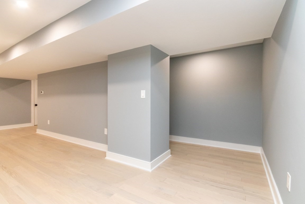 4 bed, 4+ bath apartment for rent at 140 Otis St Unit 2, East Cambridge — photo 37 of 42