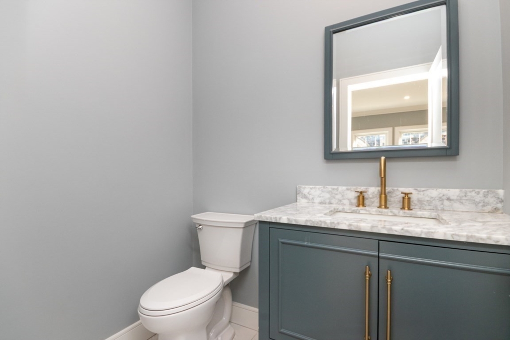 4 bed, 4+ bath apartment for rent at 140 Otis St Unit 2, East Cambridge — photo 10 of 42