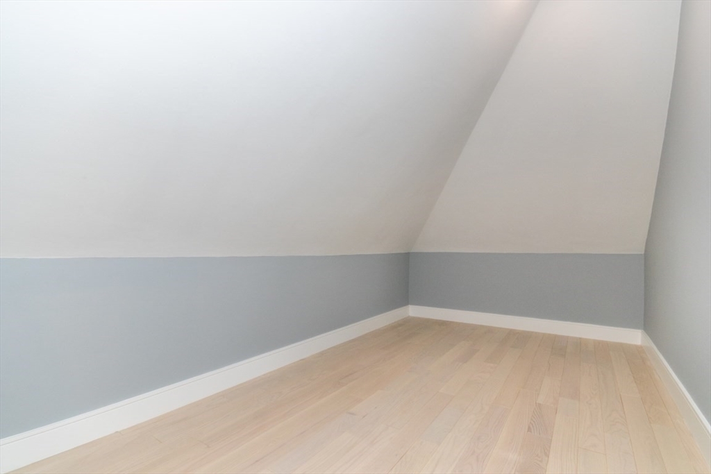 4 bed, 4+ bath apartment for rent at 140 Otis St Unit 2, East Cambridge — photo 27 of 42