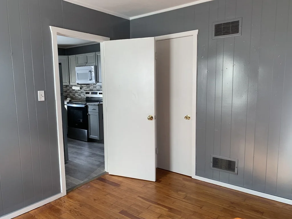 2 bed, 1 bath apartment for rent at 140 Pinehurst Ave Unit 2, Swansea — photo 3 of 12