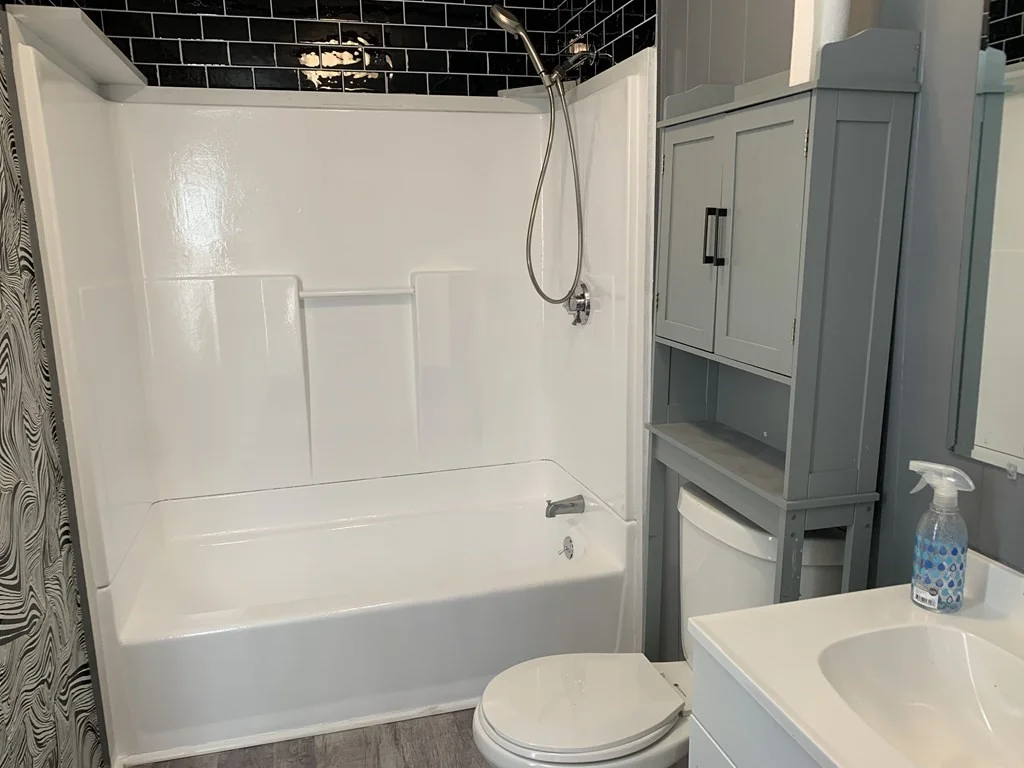 2 bed, 1 bath apartment for rent at 140 Pinehurst Ave Unit 2, Swansea — photo 8 of 12
