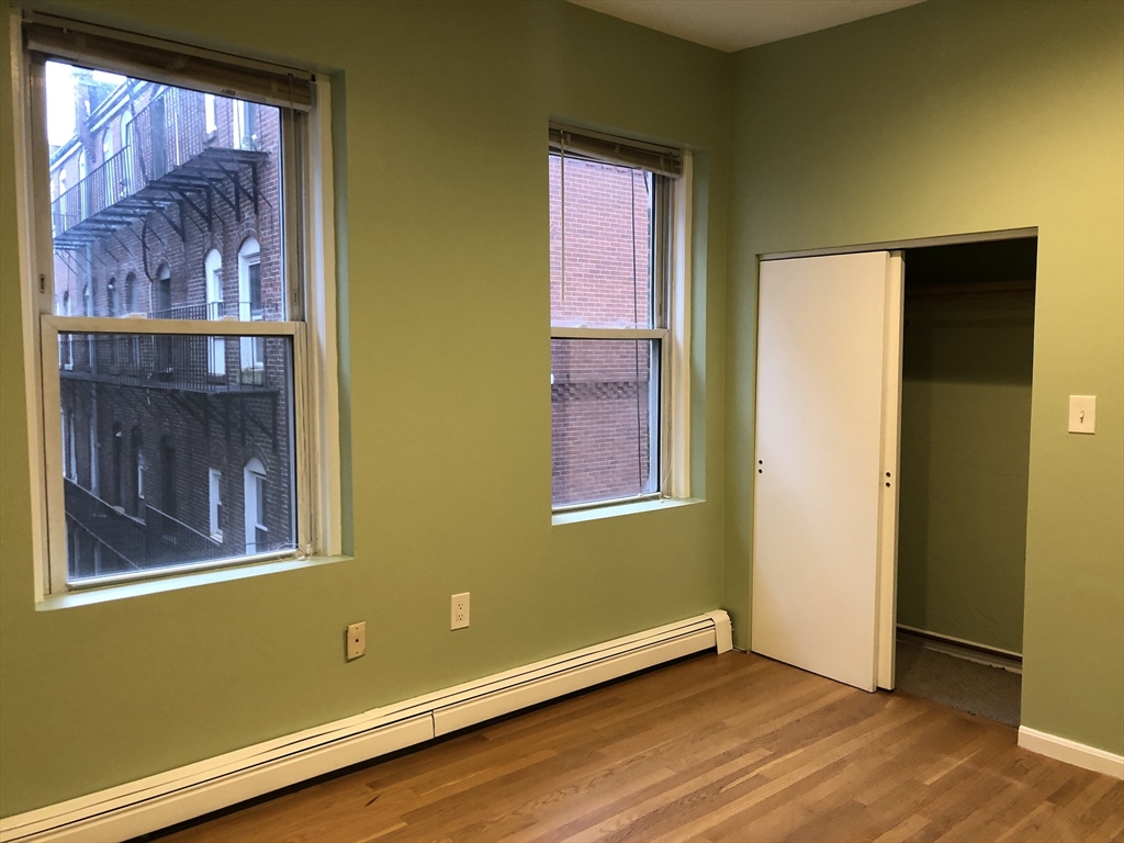 4 bed, 2 bath apartment for rent at 140 Prince St Unit 5-6, North End — photo 20 of 21