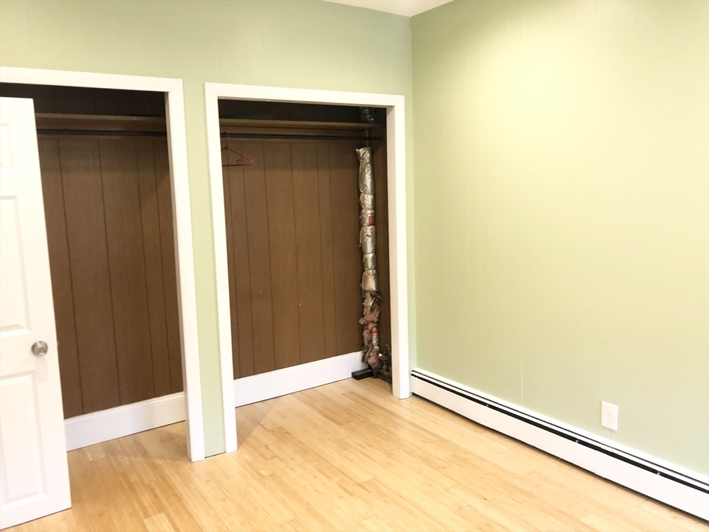 4 bed, 2 bath apartment for rent at 140 Prince St Unit 5-6, North End — photo 8 of 21