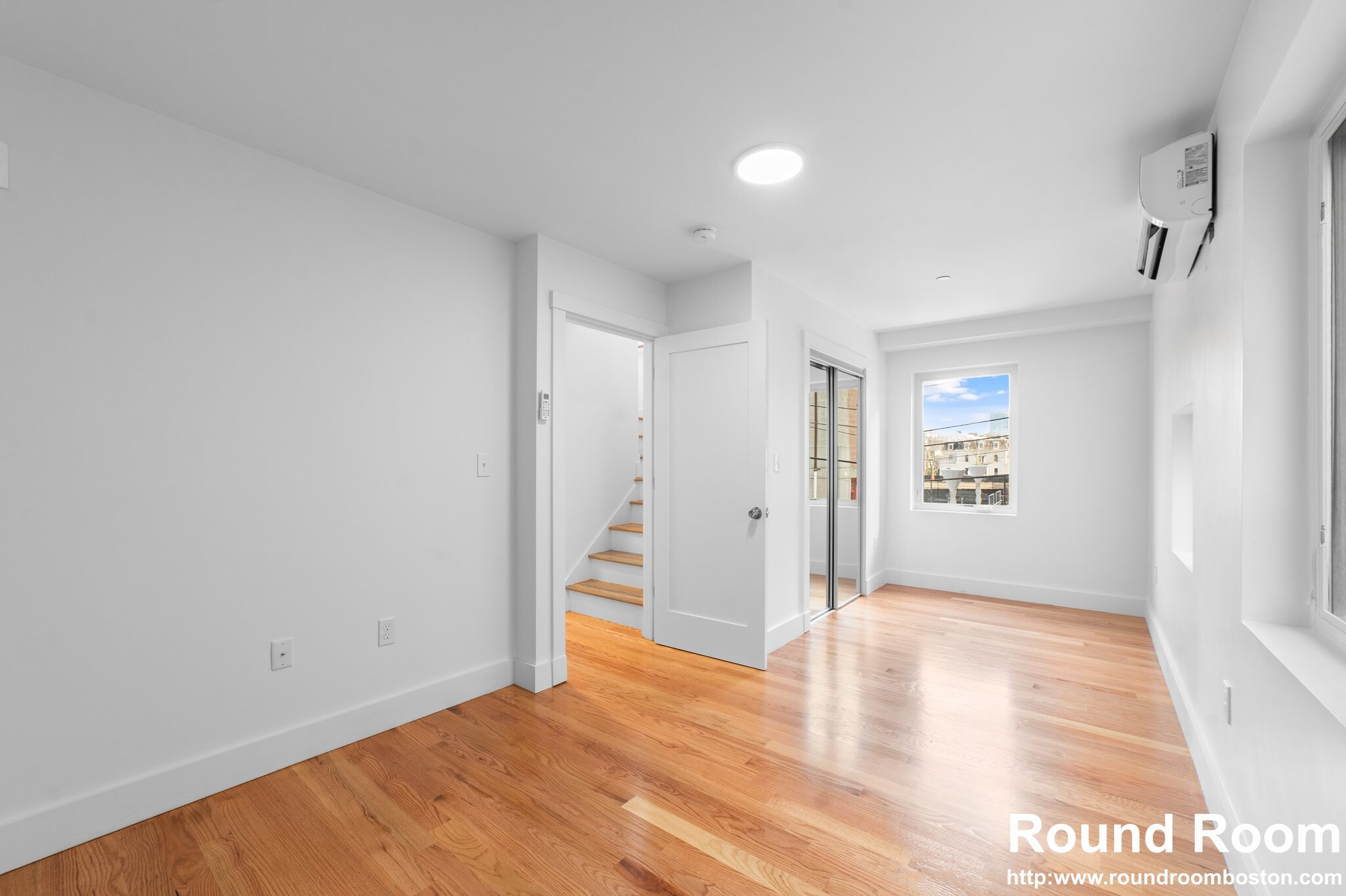 3 bed, 2.5 bath apartment for rent at 140 Prospect St Unit 1, The Port — photo 4 of 14