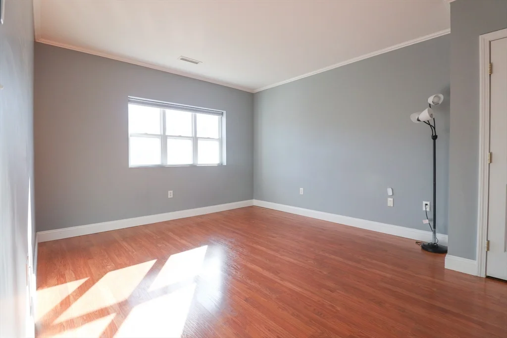 2 bed, 2 bath apartment for rent at 140 Railroad Ave Unit 101, Norwood — photo 6 of 21