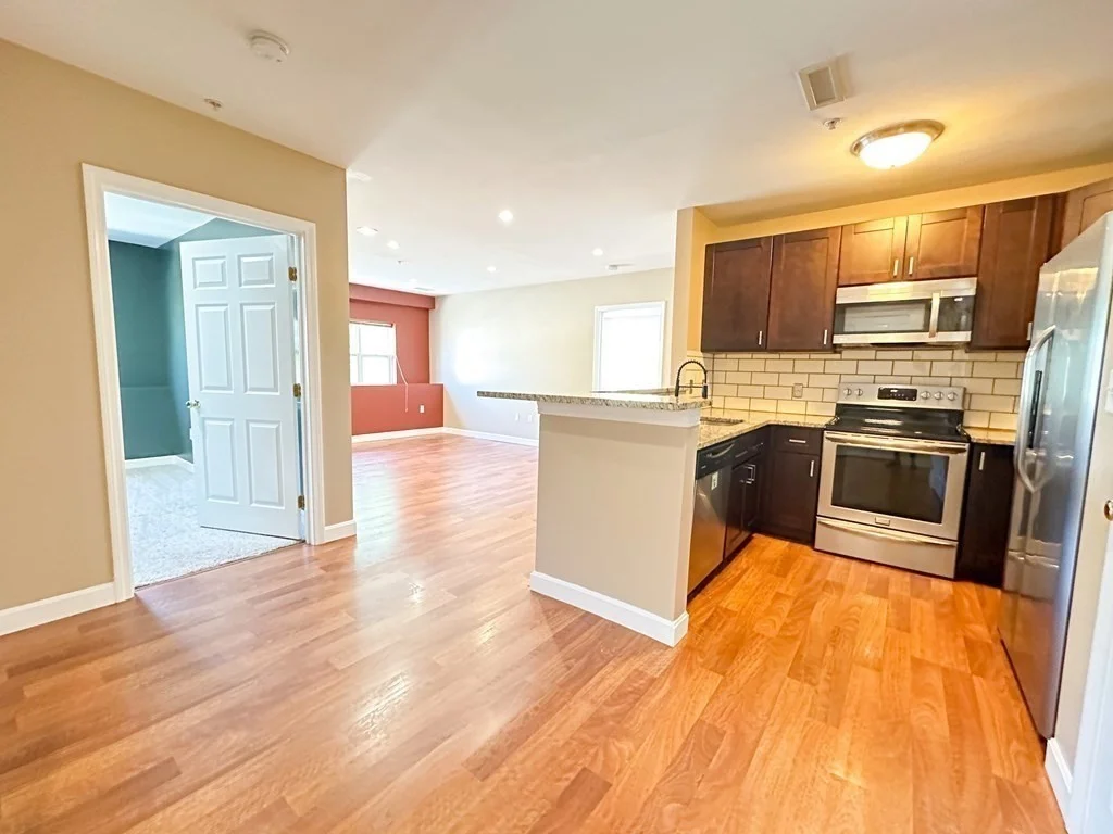 2 bed, 2 bath apartment for rent at 140 Railroad Ave Unit B110, Norwood — photo 5 of 26