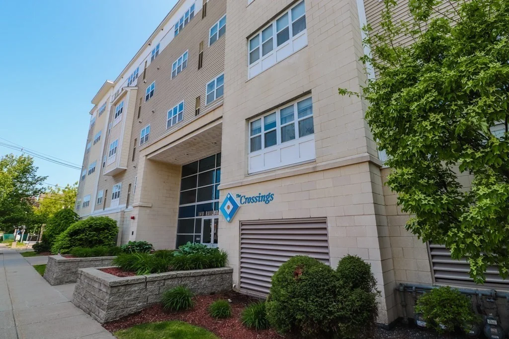 2 bed, 2 bath apartment for rent at 140 Railroad Ave Unit B110, Norwood — photo 3 of 26