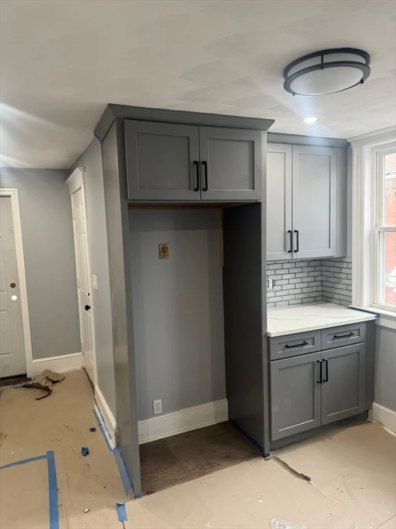 3 bed, 1 bath apartment for rent at 140 S Common St Unit 3, Lynn — photo 4 of 11
