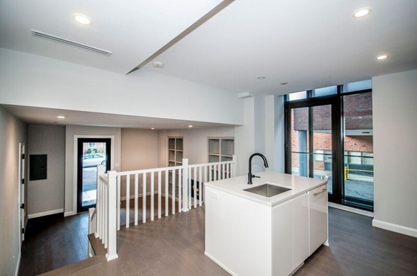 1 bed, 1 bath apartment for rent at 140 Shawmut Ave Unit 1A, South End — photo 7 of 15