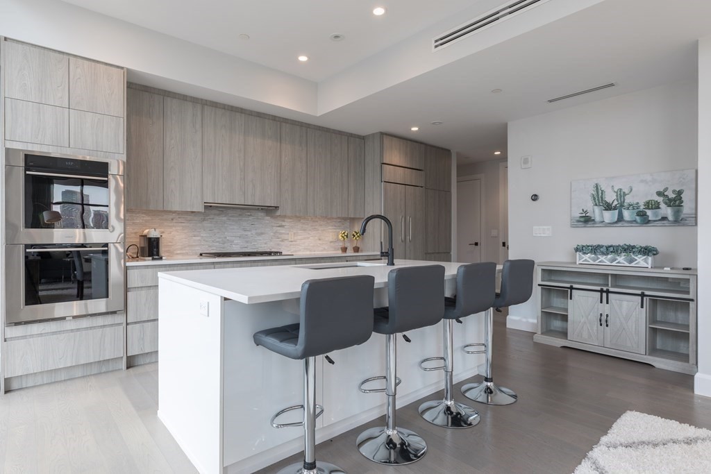 4 bed, 3 bath apartment for rent at 140 Shawmut Ave Unit 7A, South End — photo 4 of 16