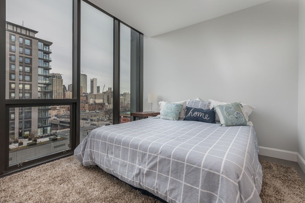 4 bed, 3 bath apartment for rent at 140 Shawmut Ave Unit 7A, South End — photo 9 of 16