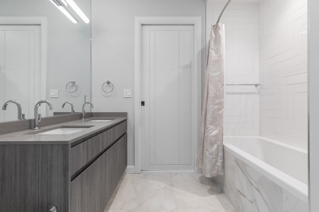 4 bed, 3 bath apartment for rent at 140 Shawmut Ave Unit 7A, South End — photo 11 of 16