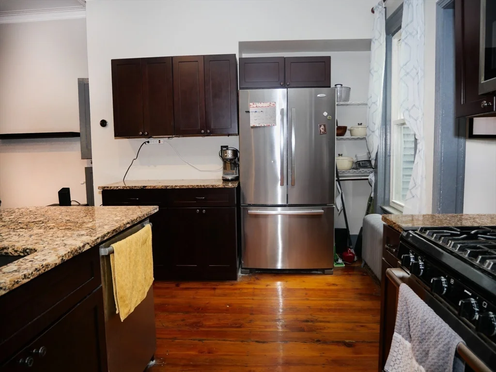 3 bed, 1 bath apartment for rent at 140 Trenton Unit 2, East Boston — photo 3 of 11
