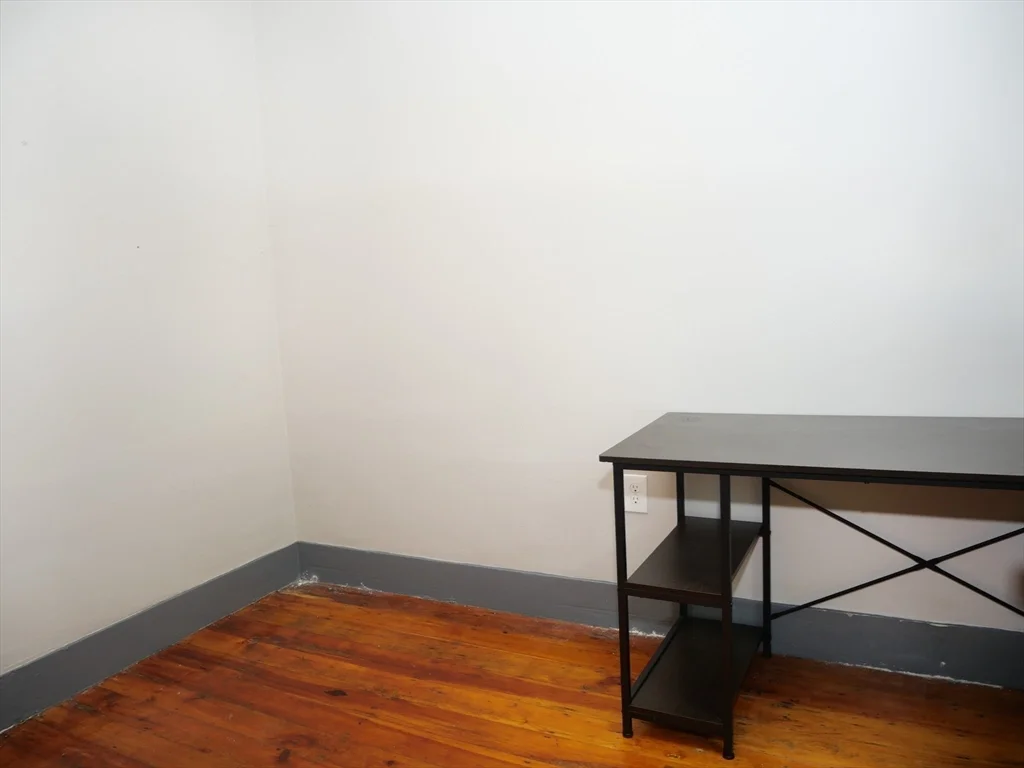 3 bed, 1 bath apartment for rent at 140 Trenton Unit 2, East Boston — photo 7 of 11