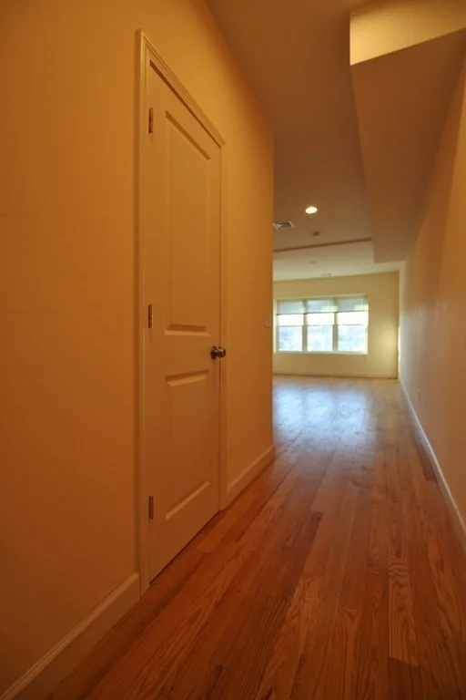 Studio bed, 1 bath apartment for rent at 140 Union St Unit 408, Lynn — photo 5 of 14