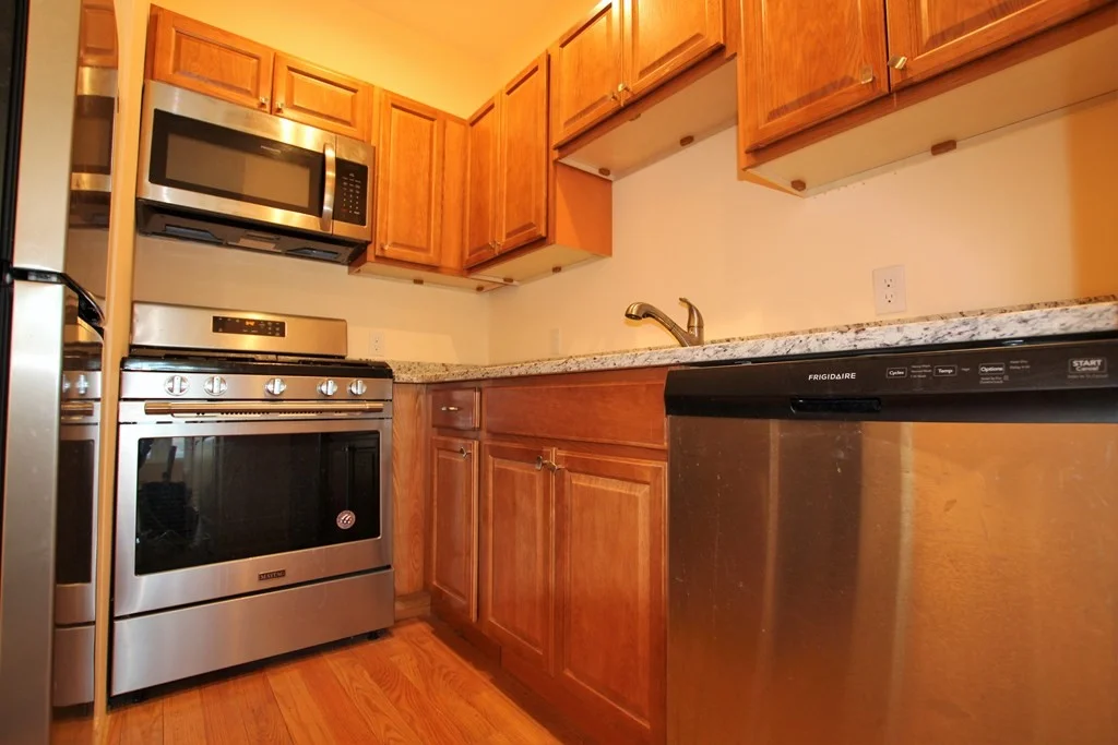 Studio bed, 1 bath apartment for rent at 140 Union St Unit 408, Lynn — photo 12 of 14