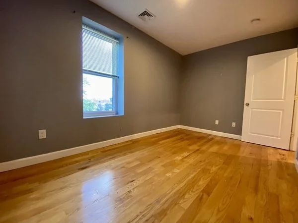 2 bed, 1 bath apartment for rent at 140 Union St Unit 409, East Lynn — photo 7 of 14