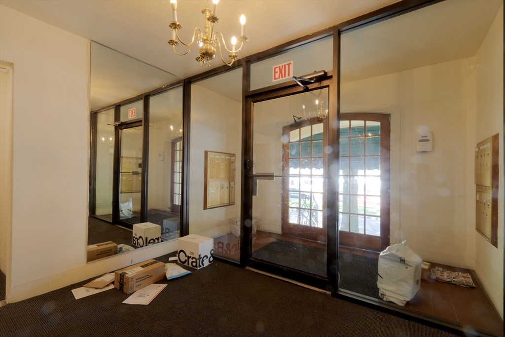 2 bed, 1 bath apartment for rent at 1400 Commonwealth Ave Unit 12, Allston — photo 5 of 25
