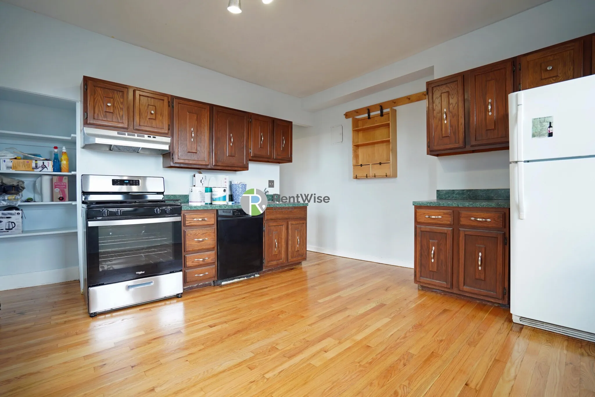 2 bed, 1 bath apartment for rent at 1400 Commonwealth Ave Unit 15, Allston — photo 12 of 25