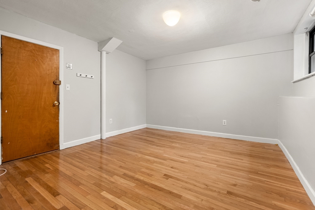 2 bed, 1 bath apartment for rent at 1400 Commonwealth Ave Unit 2, Allston — photo 5 of 11