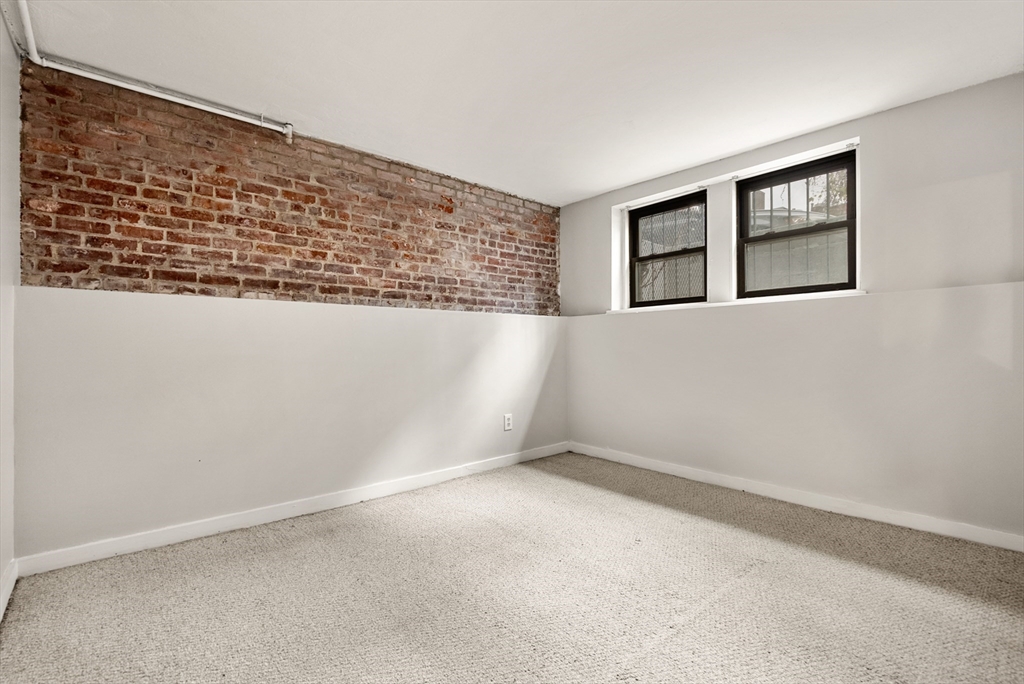 2 bed, 1 bath apartment for rent at 1400 Commonwealth Ave Unit 2, Allston — photo 2 of 11