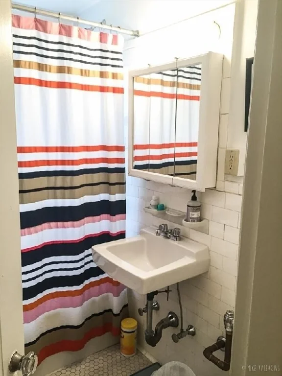 1 bed, 1 bath apartment for rent at 1401 Beacon St Unit 306, Coolidge Corner — photo 7 of 8