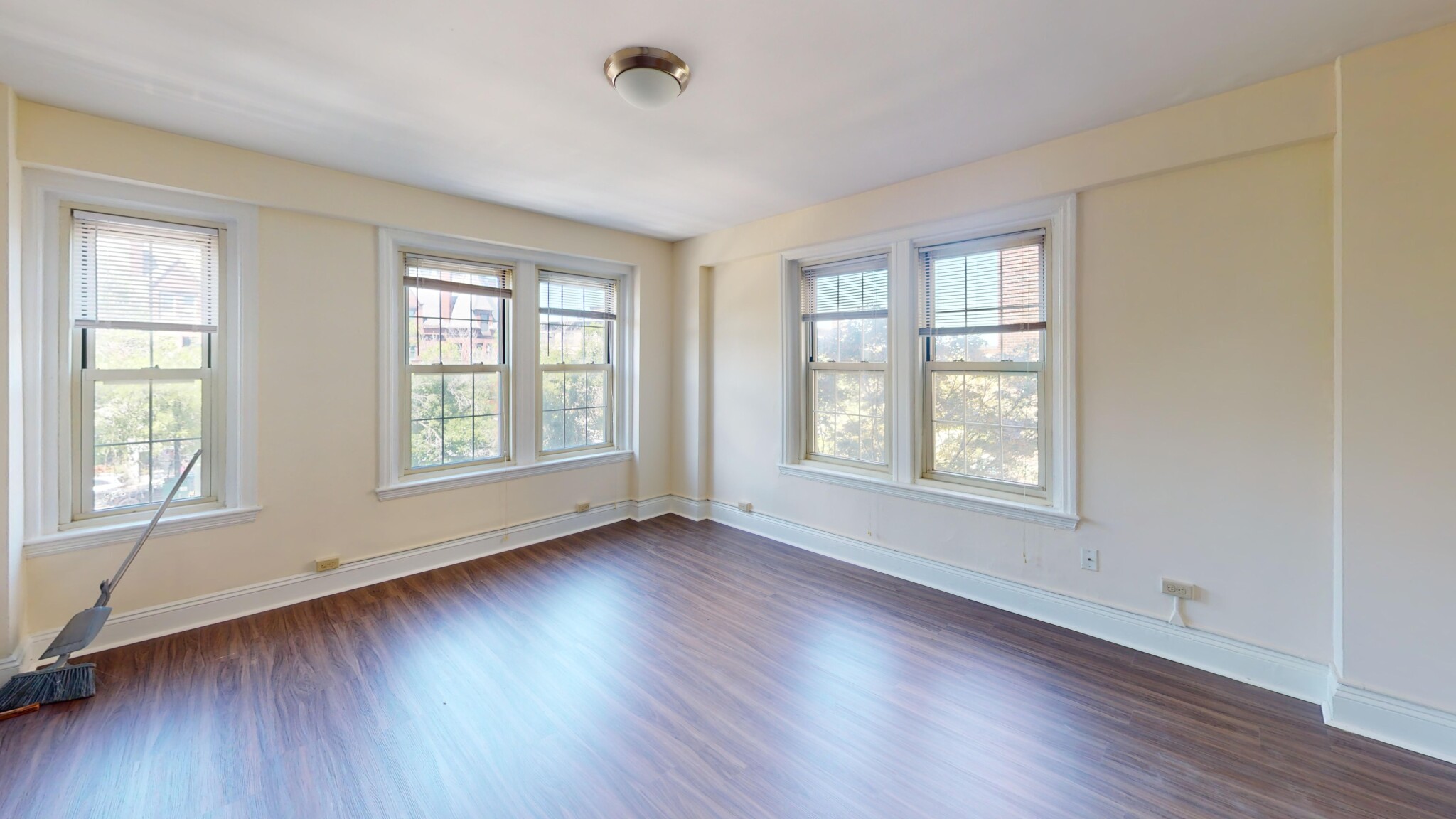 1 bed, 1 bath apartment for rent at 1401 Beacon St Unit 308, Coolidge Corner — photo 4 of 13