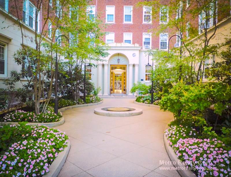 1 bed, 1 bath apartment for rent at 1401 Beacon St Unit 308, Coolidge Corner — photo 1 of 13