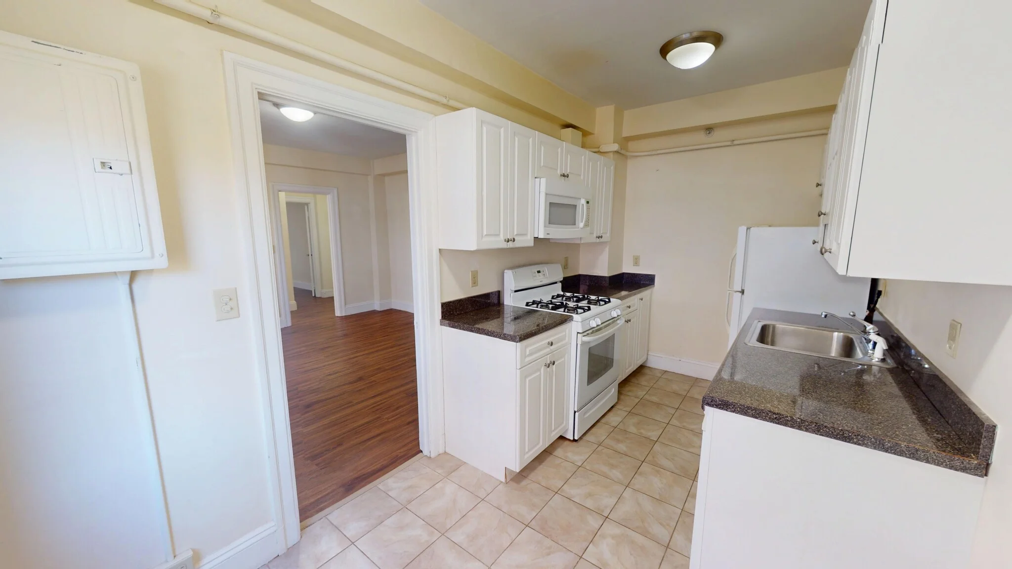 1 bed, 1 bath apartment for rent at 1401 Beacon St Unit 406, Coolidge Corner — photo 1 of 12