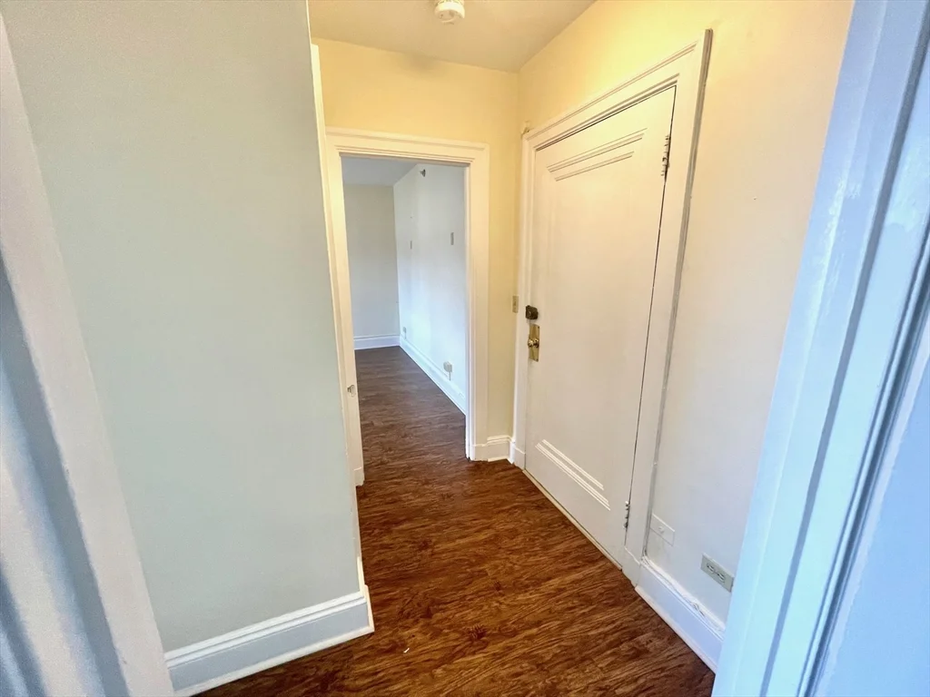 1 bed, 1 bath apartment for rent at 1401 Beacon St Unit 808, Coolidge Corner — photo 10 of 11