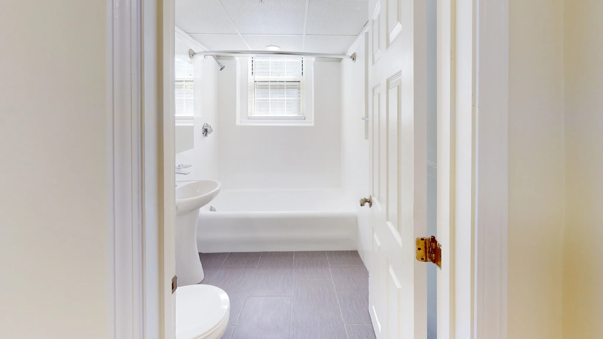 1 bed, 1 bath apartment for rent at 1401 Beacon St Unit B03, Coolidge Corner — photo 4 of 9
