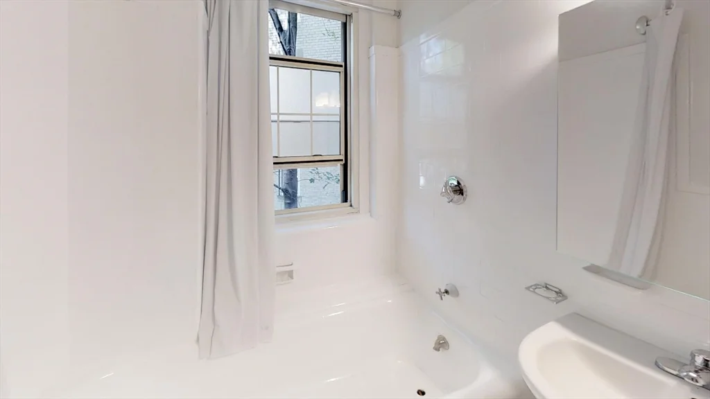 1 bed, 1 bath apartment for rent at 1401 Beacon Unit 207, Coolidge Corner — photo 7 of 14