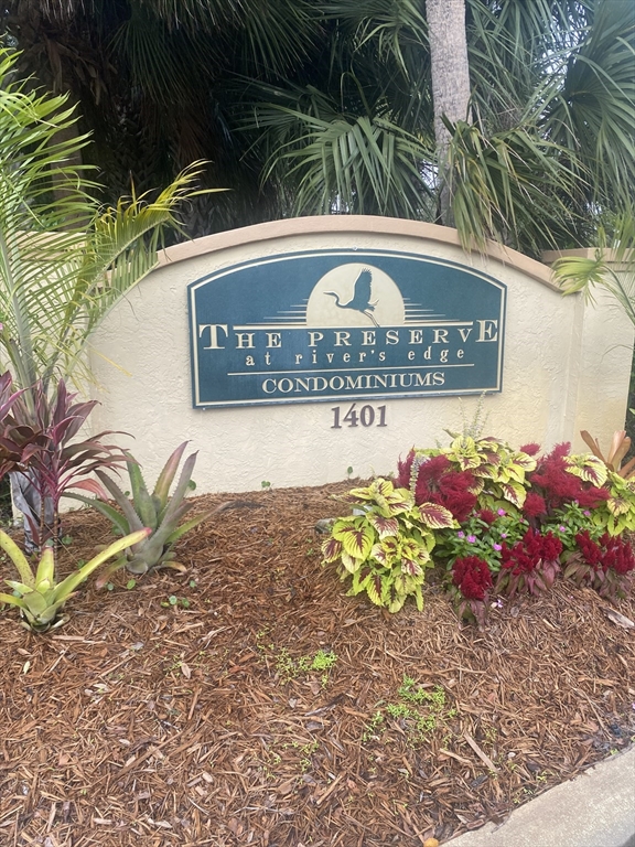 1 bed, 1 bath apartment for rent at 1401 Palmetto Unit 420, Daytona Beach — photo 1 of 26