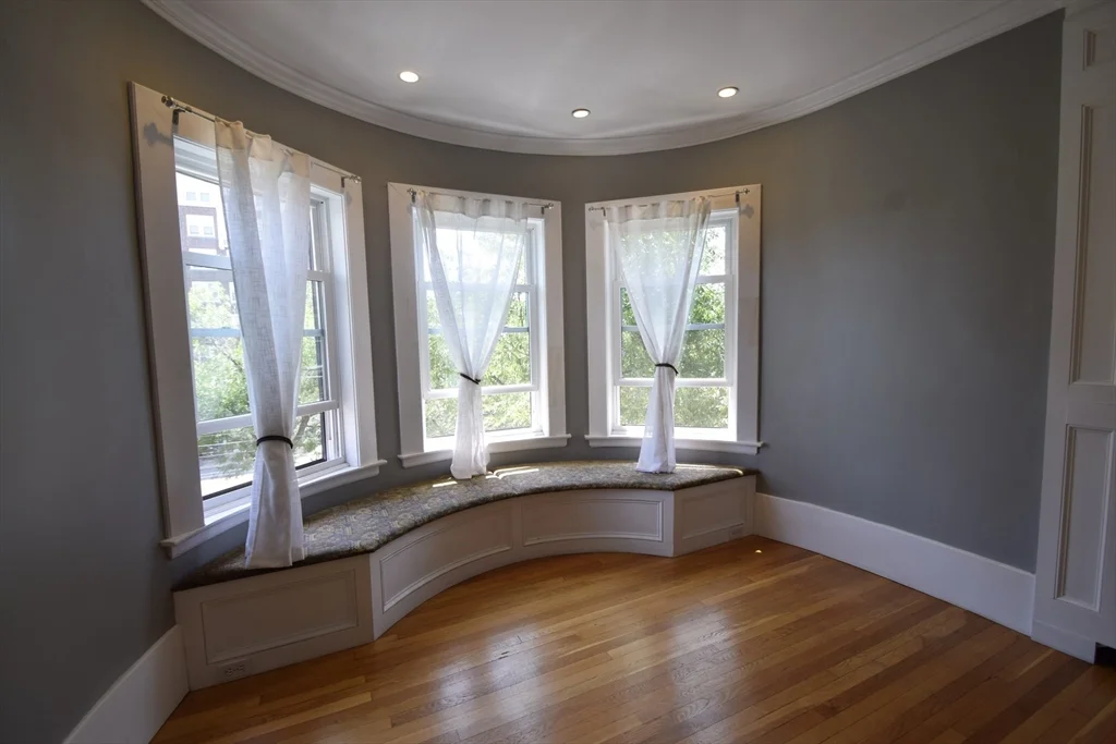 2 bed, 1 bath apartment for rent at 1402 Beacon St Unit 3, Coolidge Corner — photo 3 of 13