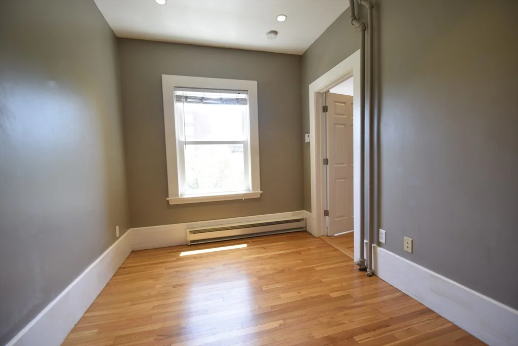 2 bed, 1 bath apartment for rent at 1402 Beacon St Unit 3, Coolidge Corner — photo 10 of 13