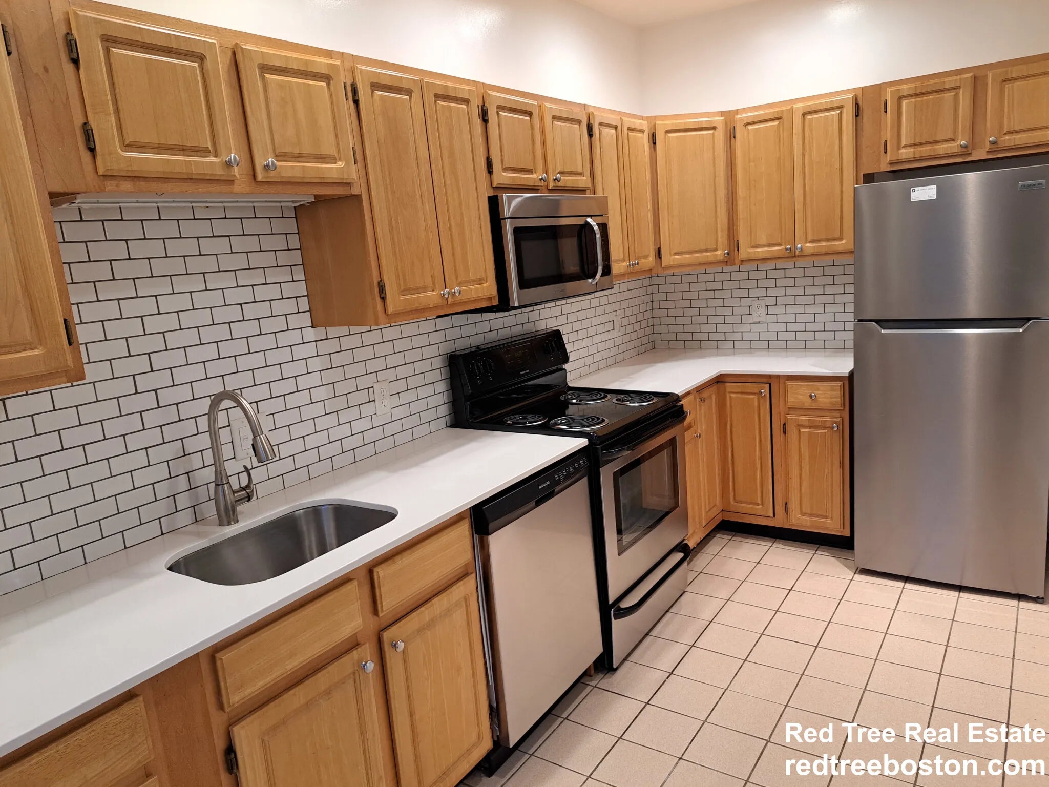 1 bed, 1 bath apartment for rent at 1404 Beacon St Unit 3, Corey Hill