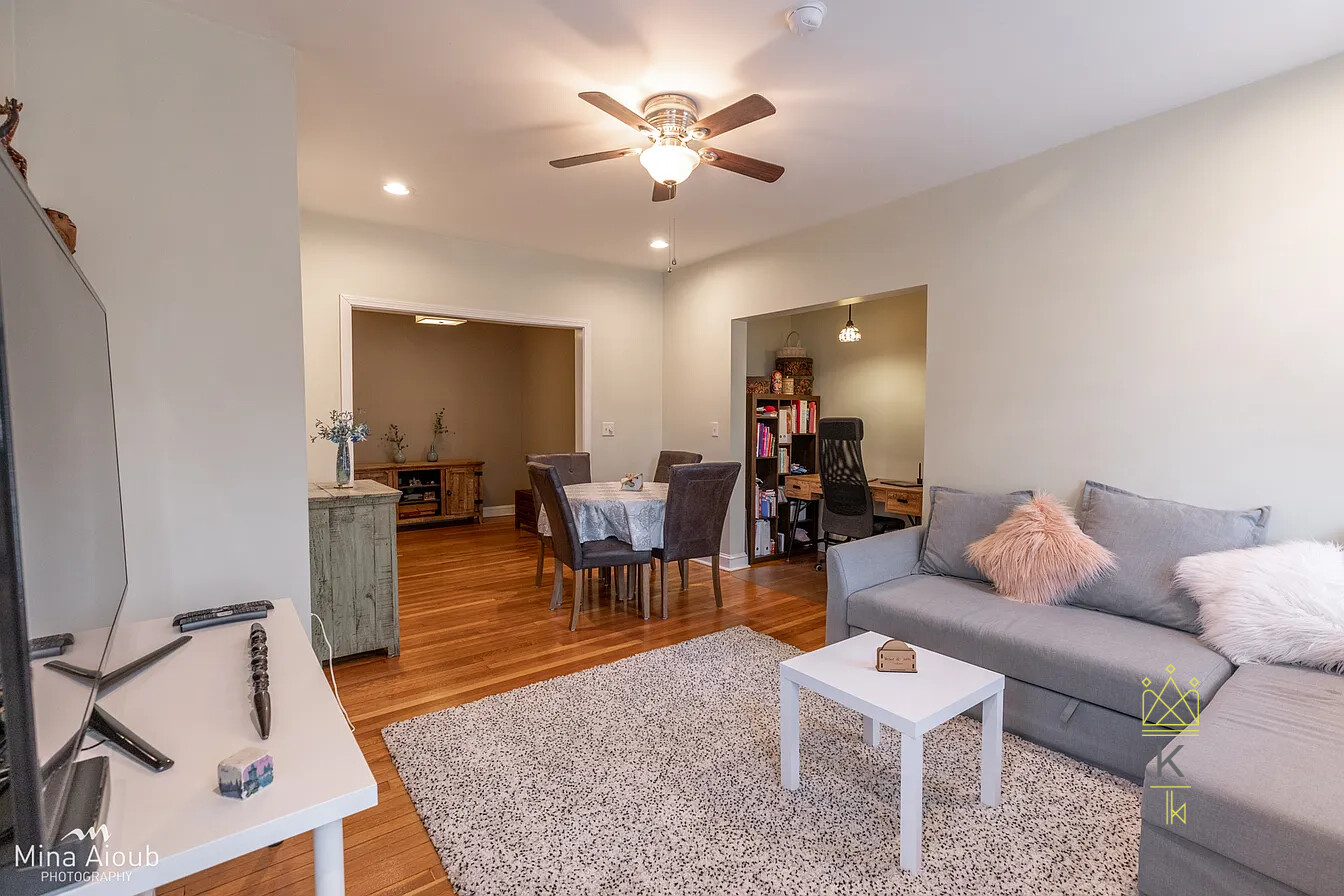 1 bed, 1 bath apartment for rent at 1404 Commonwealth Ave Unit 5, Brighton — photo 1 of 10